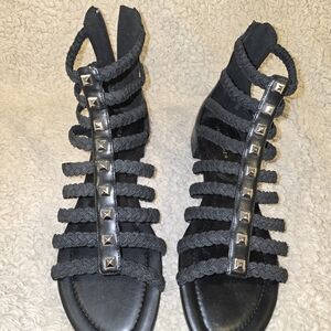 NIB Size 10 Marc Fisher Pepita Black Studded Women's Sandals